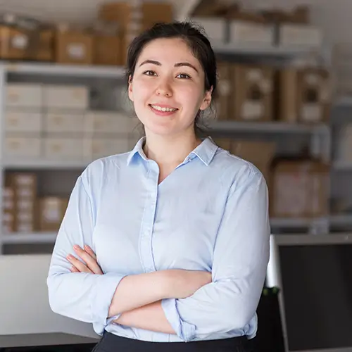 Sarah J., Operations Manager